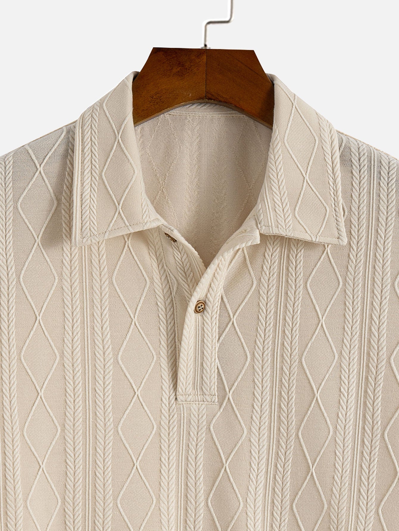 Jacquard Polo with Knitted Geometric Rhombus Design