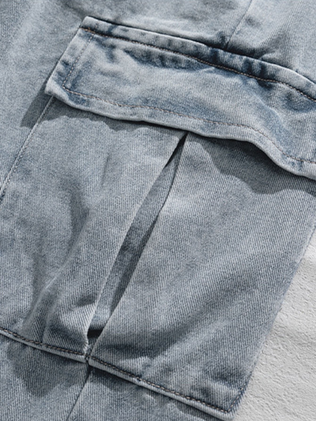 Comfort Fit Straight Leg Cargo Jeans with Elastic Waist