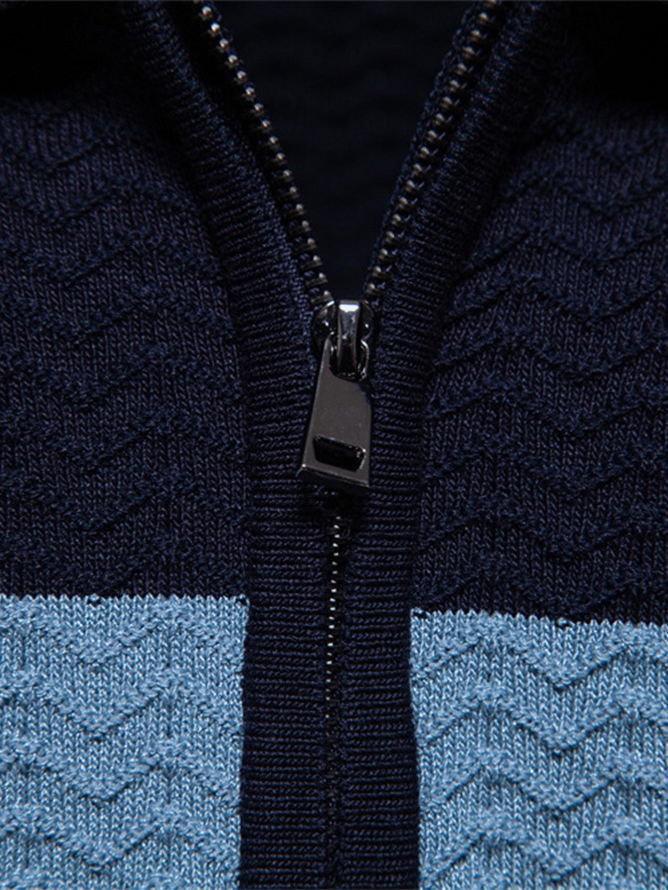 Textured Jacquard Knit Zip-Up Polo with Contrast Details