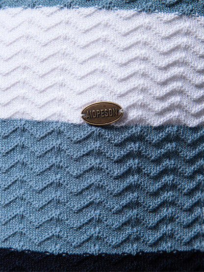 Textured Jacquard Knit Zip-Up Polo with Contrast Details